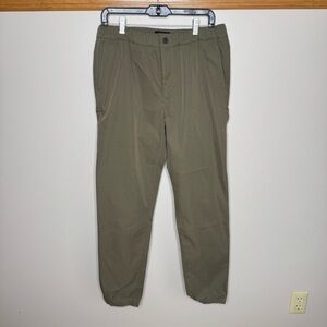 Proof olive men’s jogger pants large